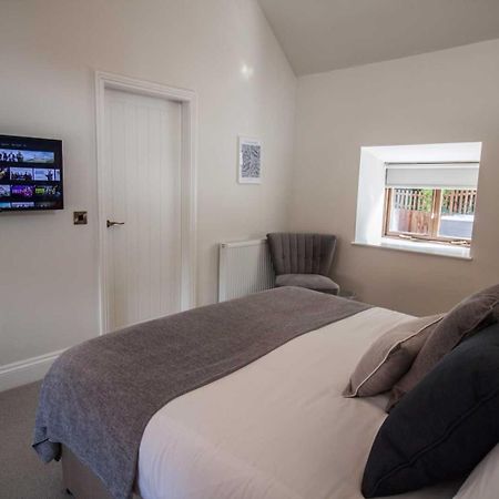 High Oaks Grange - Cottages Pickering Room photo