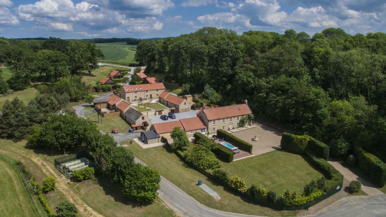 High Oaks Grange - Cottages Pickering Exterior photo
