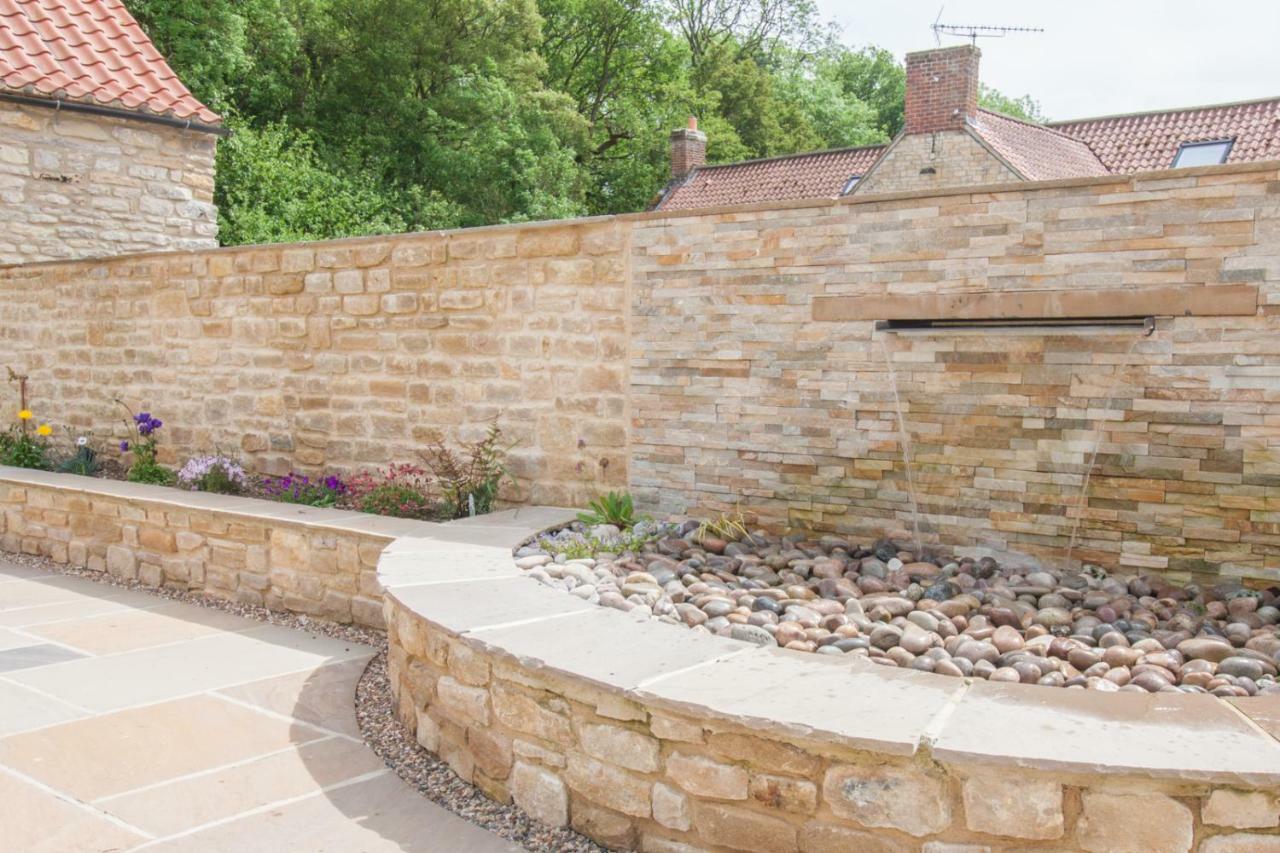 High Oaks Grange - Cottages Pickering Exterior photo