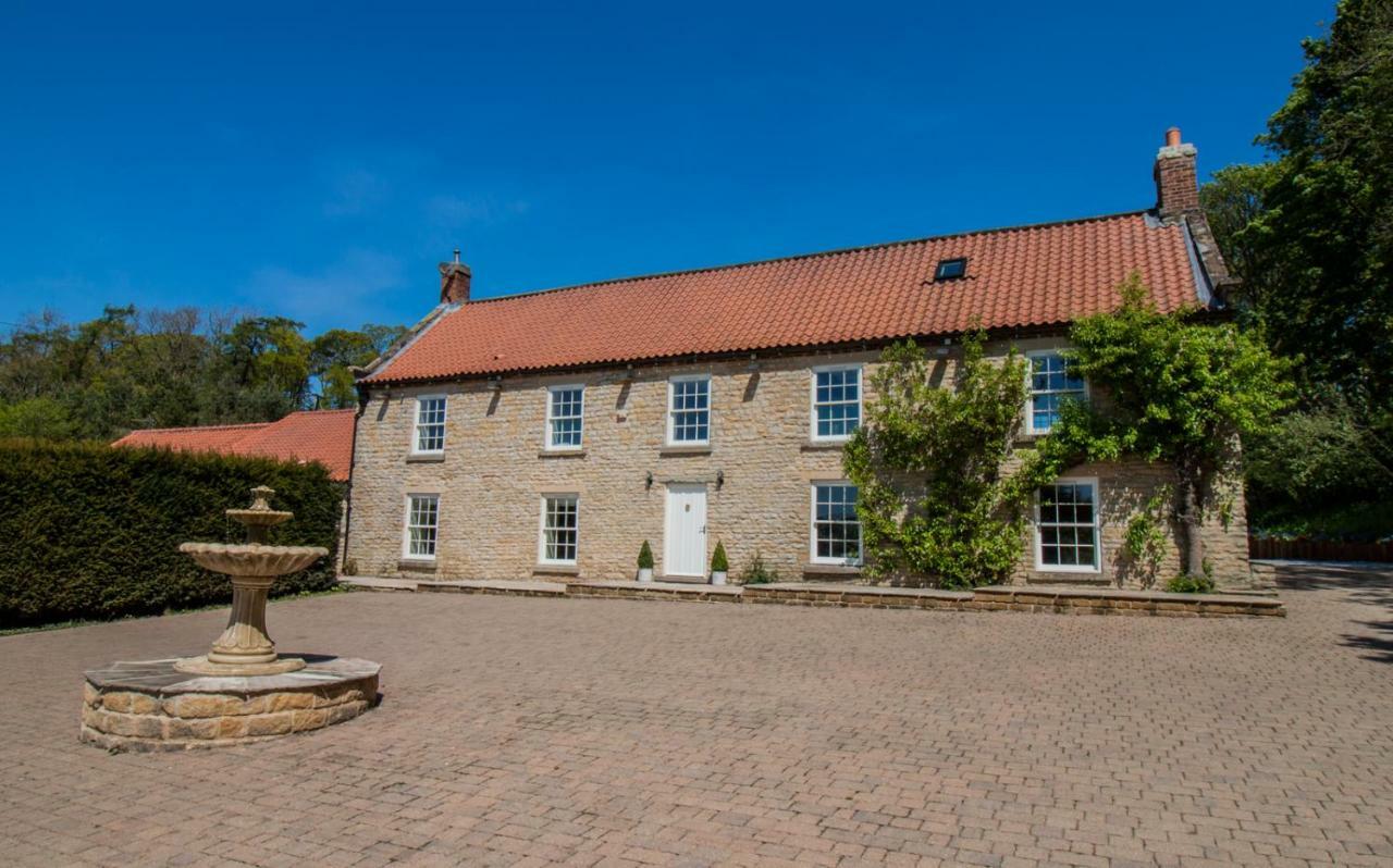 High Oaks Grange - Cottages Pickering Exterior photo